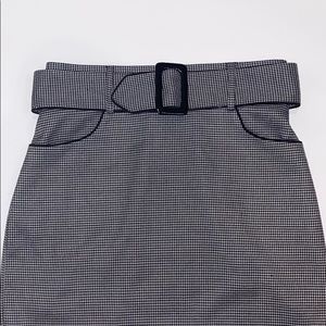 TOBIAS Skirt with Belt